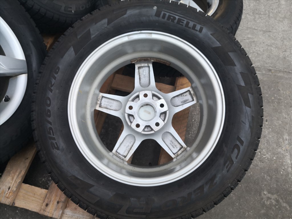  Passat, Superb, T4 16-os télikerék  7. kép