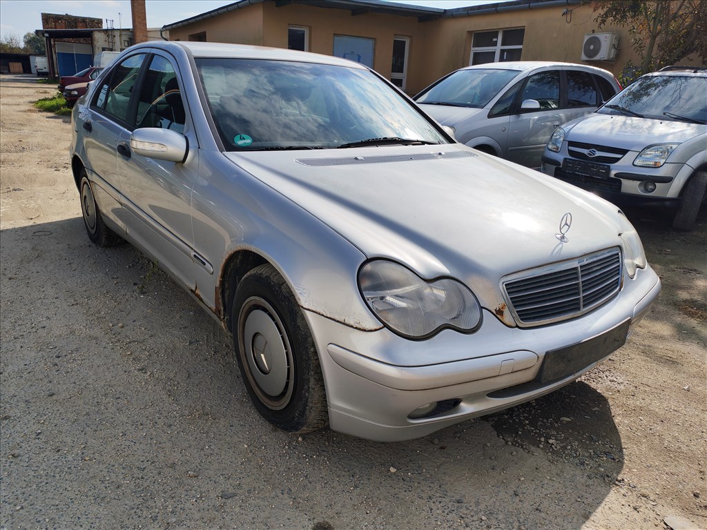 Mercedes C 220 W203 6 sebességes kézi váltó, 172624km-el eladó mbw2036seb c2202216vcdi 2. kép