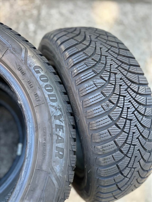  205/5516" újszerű Goodyear téli gumi 205/55 R16, 205/55 R16  3. kép
