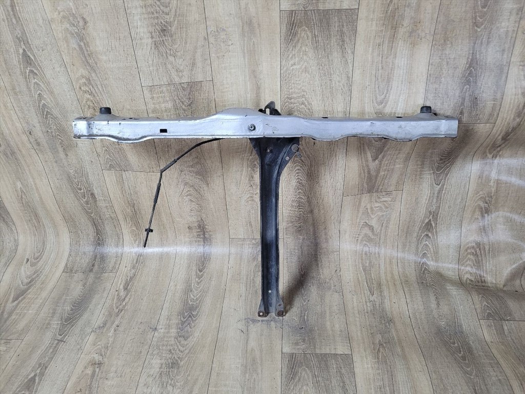 SUZUKI SWIFT III Homlokfal (Üres lemez) 5823062J00 2. kép
