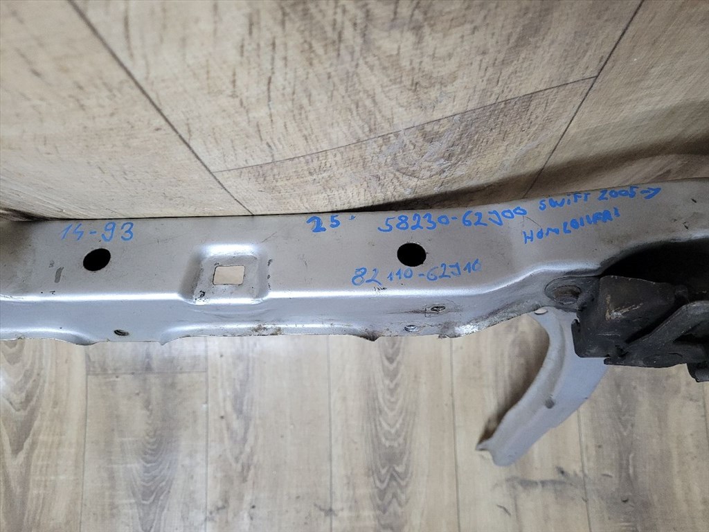 SUZUKI SWIFT III Homlokfal (Üres lemez) 5823062J00 4. kép