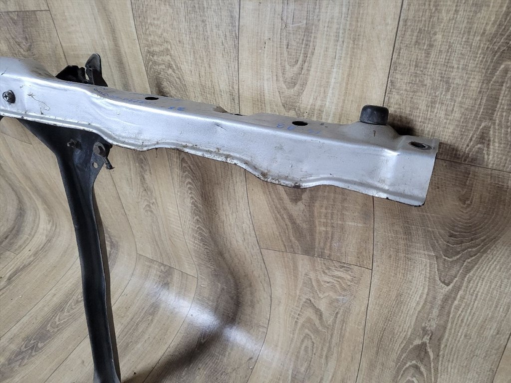 SUZUKI SWIFT III Homlokfal (Üres lemez) 5823062J00 8. kép