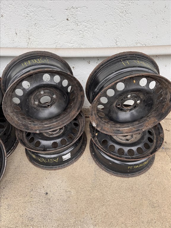  Opel Astra H 15" használt felni eladó 1. kép