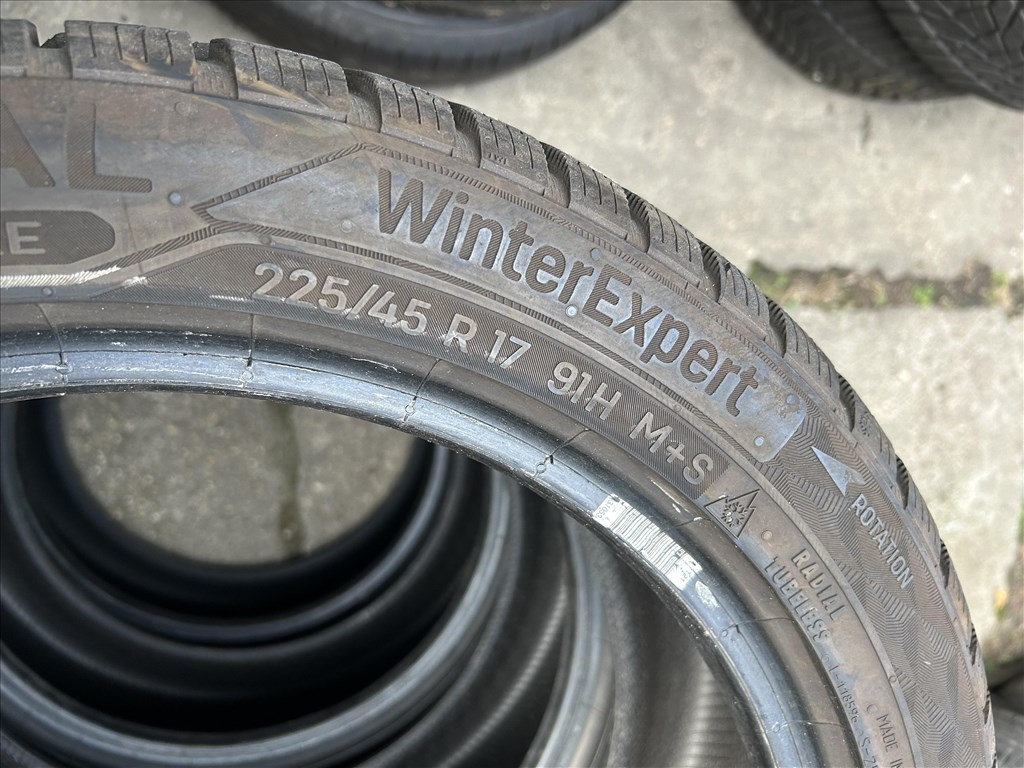  225/4517"UNIROYAL téli 4db újszerű 225/45R17, 225/45 R17 4. kép