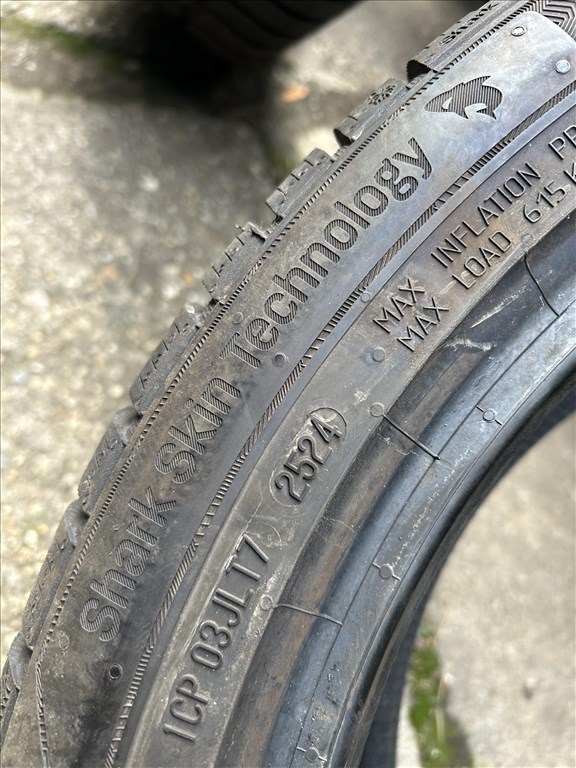  225/4517"UNIROYAL téli 4db újszerű 225/45R17, 225/45 R17 5. kép