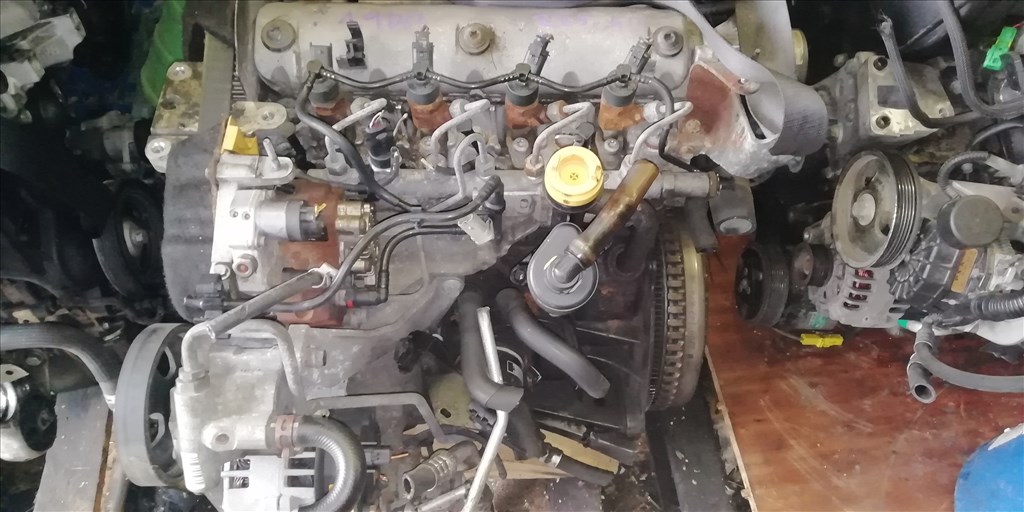 Opel Vivaro A, Renault Trafic II RENAULT TRAFIC VIVARO 1.9 DCI motor garanciával  3. kép