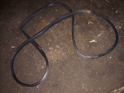 Mercedes ML 350 Bal Első Ajtó Gumikéder