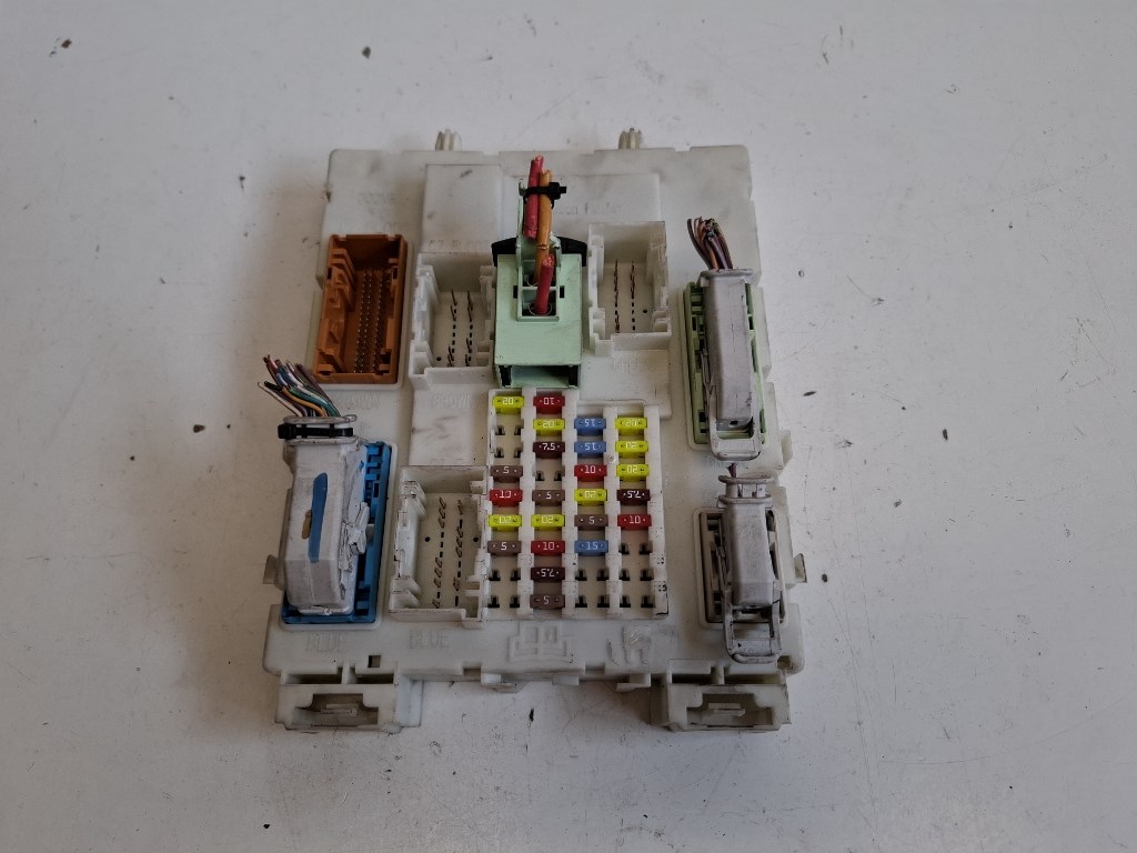 Ford C-max  biztosítéktábla utastér BV6N14A073BT 1. kép