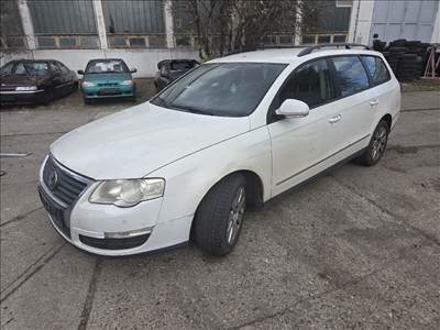 Volkswagen Passat B6 Variant 2.0 TDI DSG váltó 