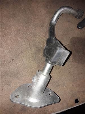 Iveco Daily Jobb Tolóajtó Felső Görgő