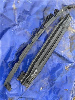 Volkswagen Golf VII VW Golf VII hátsó lökhárító tartó vas + műanyag 5a