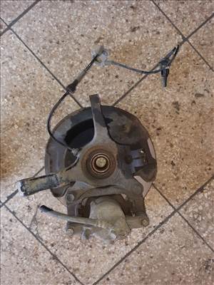 Suzuki Swift III 04-10 Jobb Első Csonkállvány Kerékaggyal  Féknyereg  ABS Jeladó