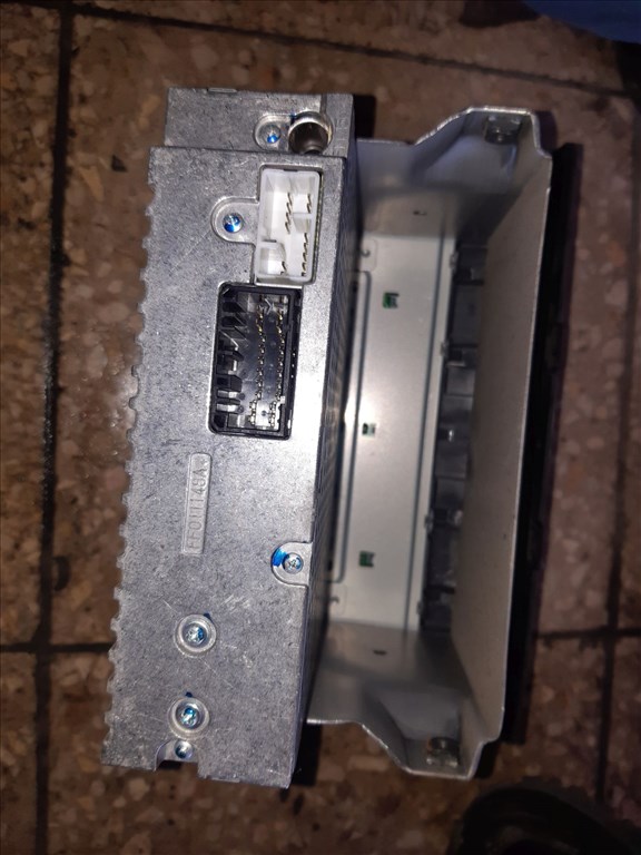 Suzuki Swift III 04-10 Rádiós CD Lejátszó 39101-62J2 3. kép