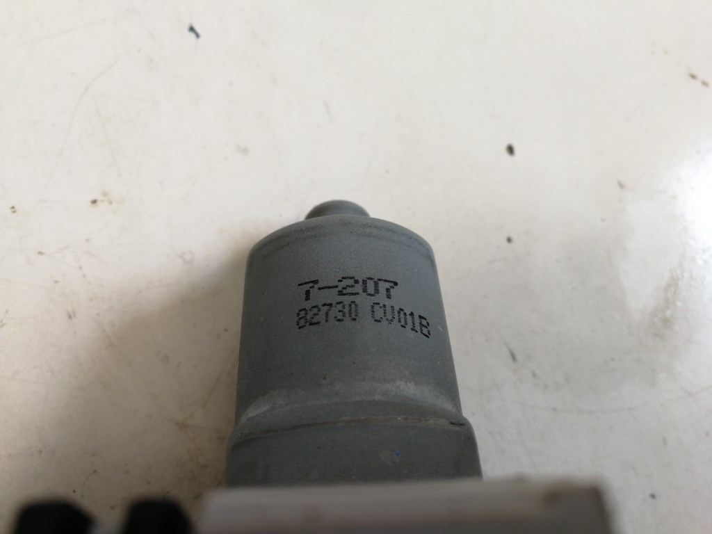 Nissan Leaf (ZE0) bal hátsó ablakemelõ motor 82730CV01B 3. kép