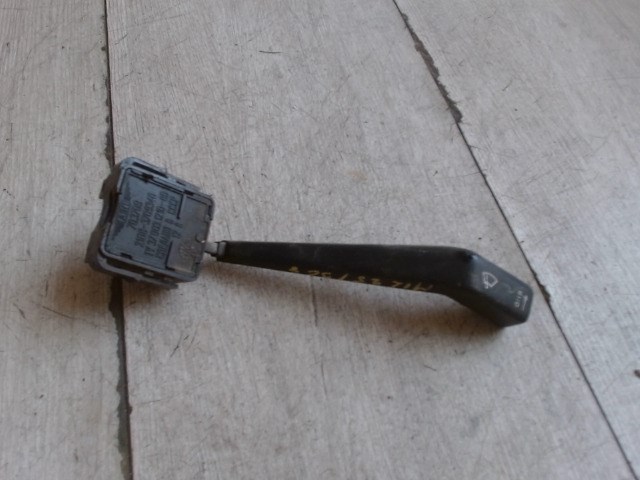 LADA SAMARA Kormánykapcsoló jobb ablaktörlő 1. kép