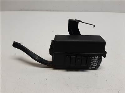 Suzuki Vitara grand (JT) biztosítéktábla motortér