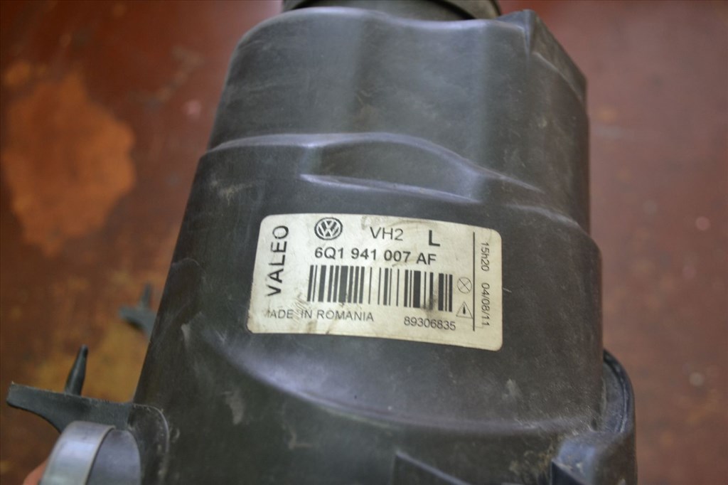 Volkswagen Polo IV 9N bal első lámpa, fényszóró! 6Q1941007 4. kép