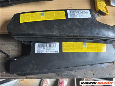 León II, Octavia II, Golf V Ülés légzsák  1k4880242 1k4880241