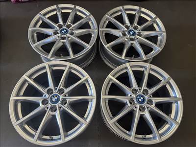  5x112 lyukosztású 7,5JJ 17" újszerű (gyári felni) 