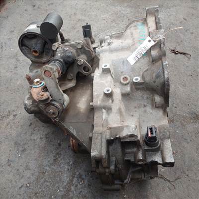 MITSUBISHI COLT 98-03 Sebességváltó. benzines manuális