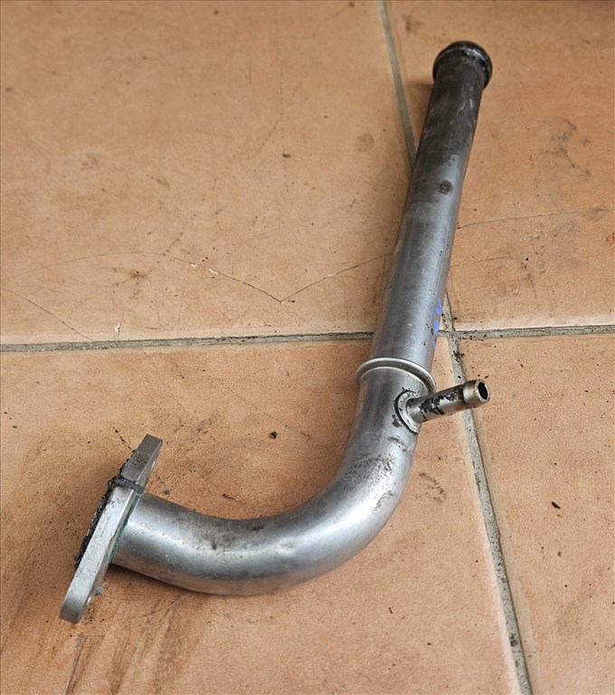 Opel Astra J 1.6 Turbo Vízcső A16let  1. kép