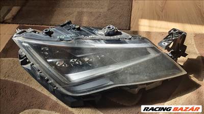 Jobb oldali ledes fényszoró 2014 Seat Leon FR 