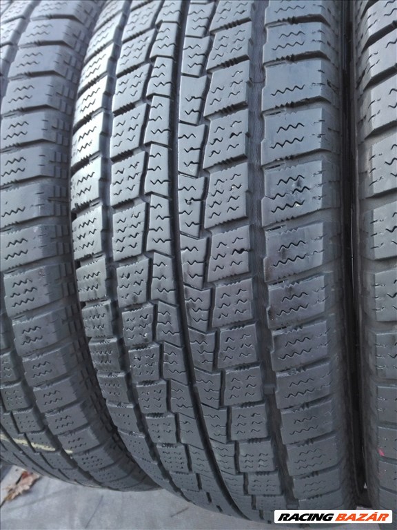 195/70R15C Hankook téli gumi garnitúra 195/70 r15c 4. kép
