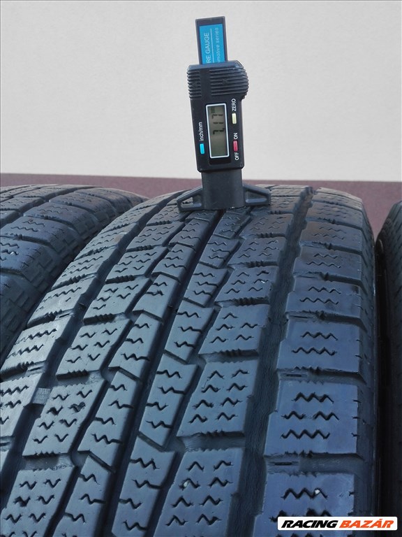 195/70R15C Hankook téli gumi garnitúra 195/70 r15c 3. kép