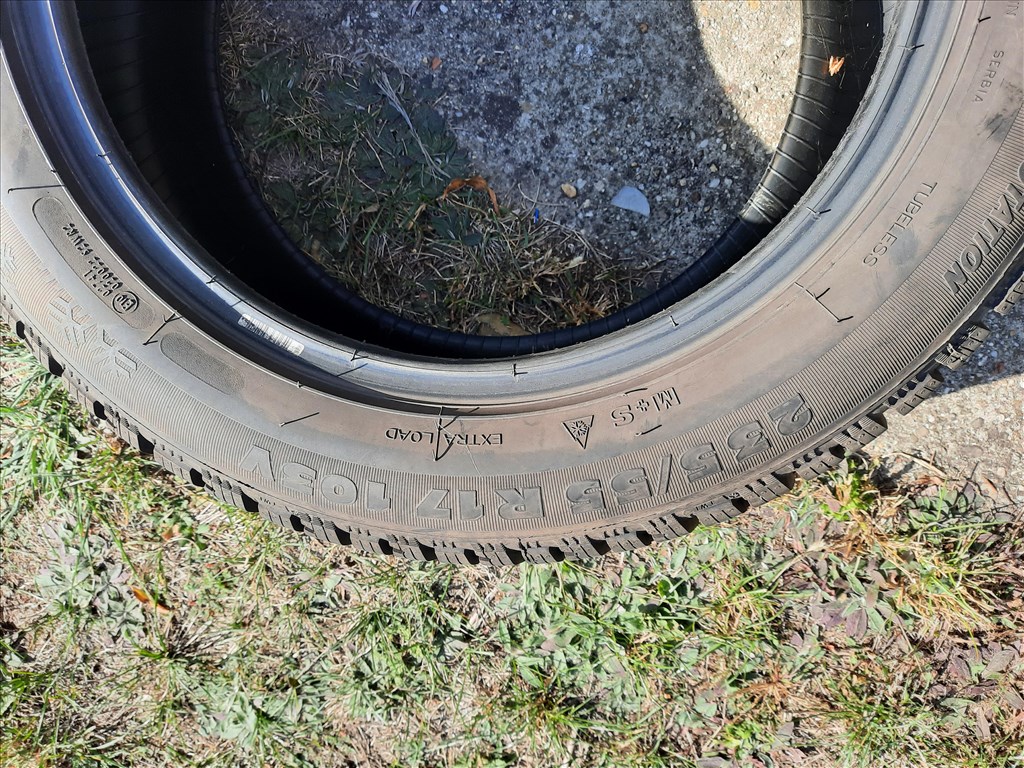  235/5517" újszerű Riken téli gumi gumi 2. kép