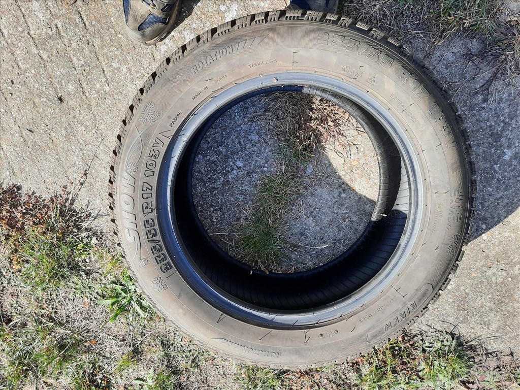  235/5517" újszerű Riken téli gumi gumi 4. kép