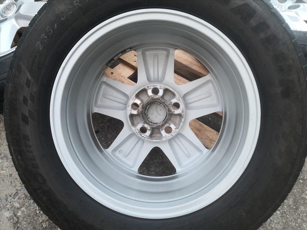Toyota 16-os gyári alufelnik 5x114.3-as lyukosztású 9. kép