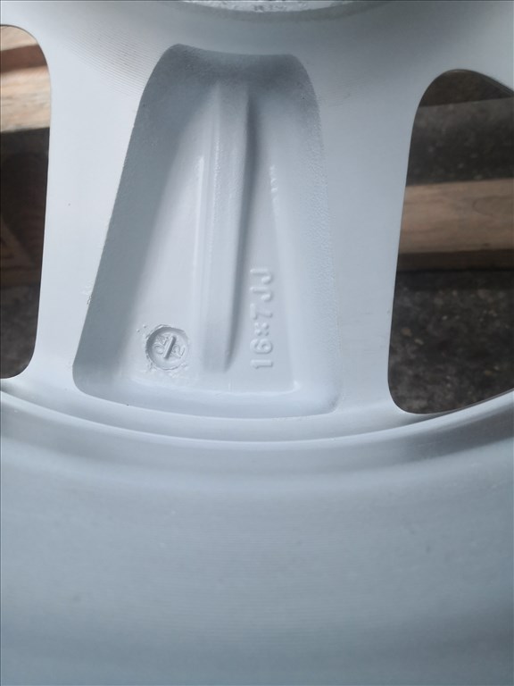 Toyota 16-os gyári alufelnik 5x114.3-as lyukosztású 7. kép