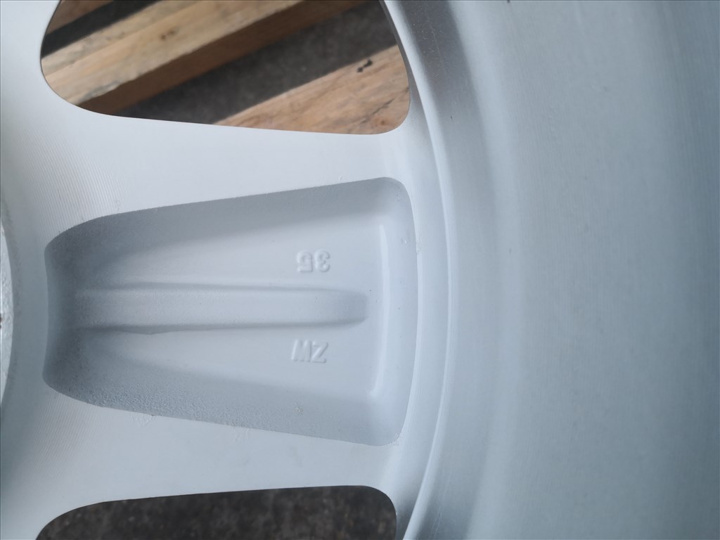 Toyota 16-os gyári alufelnik 5x114.3-as lyukosztású 8. kép