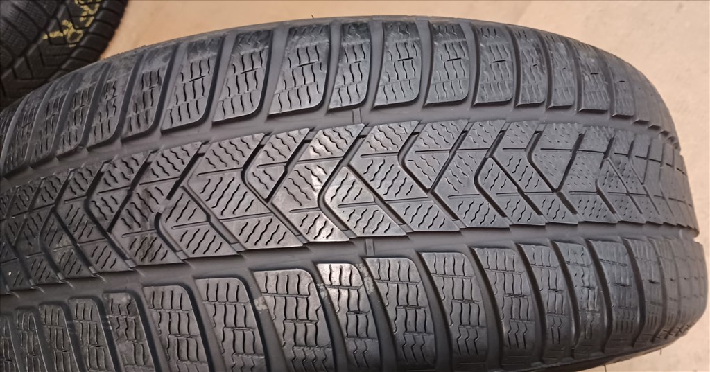 Mercedes W222 S klasse 5x112 8,5x19 245/45 R19 téli gumikkal 4db 8. kép