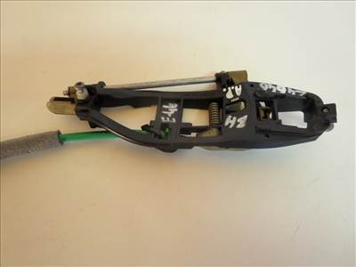 Bmw 3-as sorozat E46 (E46) bal hátsó kilincsfészek 8253453