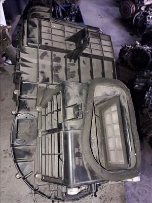 Kia Sorento Fûtés Box