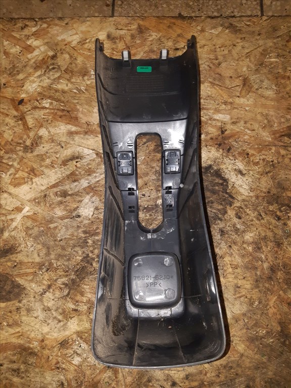 Suzuki Swift III 04-10 Kézifék Kar Takaró Burkolat 75821-62J0 2. kép