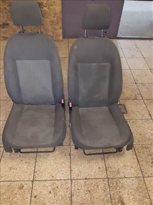 Ford Focus II Első Ülés Garnitúra