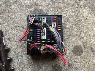 RENAULT FLUENCE (L30) Biztosítéktábla Motortér