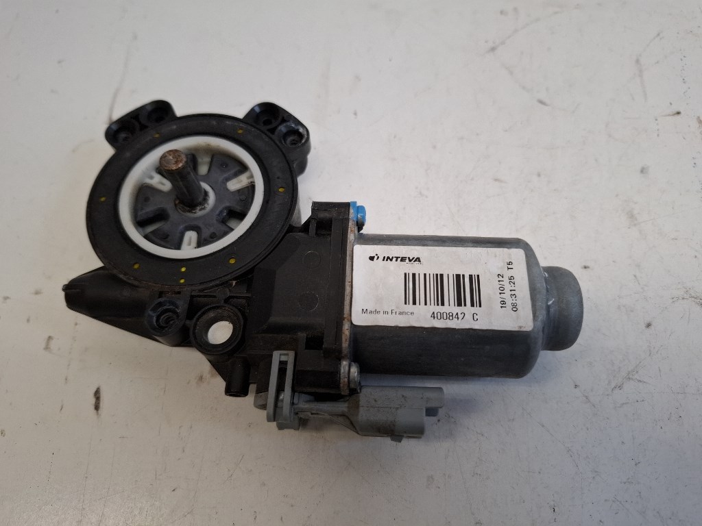 Toyota Aygo (AB10) jobb elsõ ablakemelõ motor 2. kép