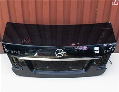 Mercedes-Benz E-class W212 (2010) csomagtérajtó