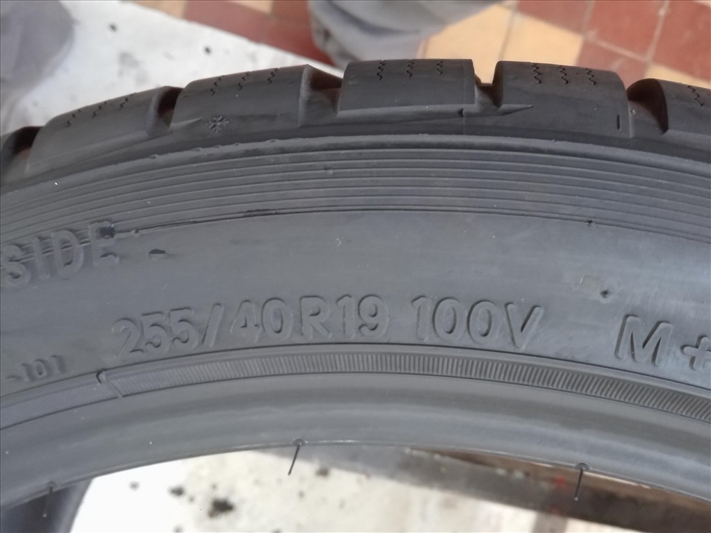 255/50R19 Toyo téli gumi garnitúra 255/50 r19 7. kép