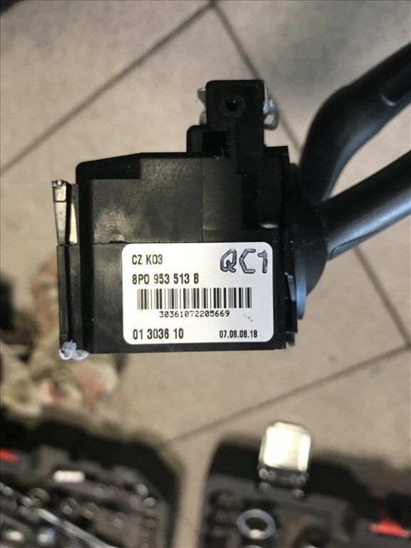 Audi A3 (8P) tempomat kar+burkolat 8p0953513b 3. kép