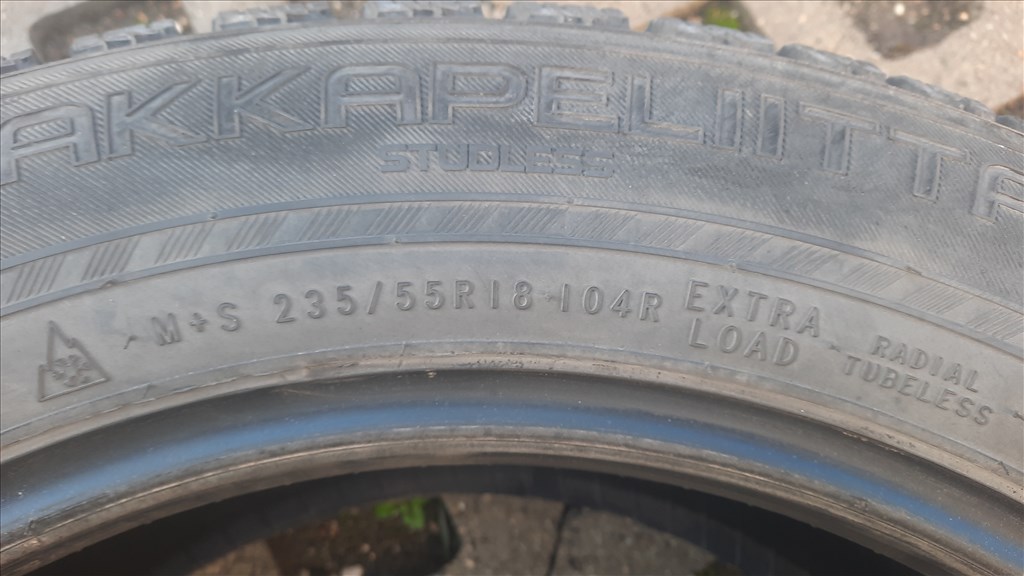 235/55 R18 Nokian Téli gumik 6. kép