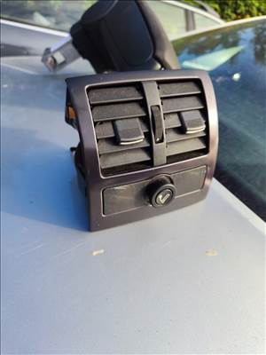 Audi A6 C5 hátsó szellőző 1997-2004