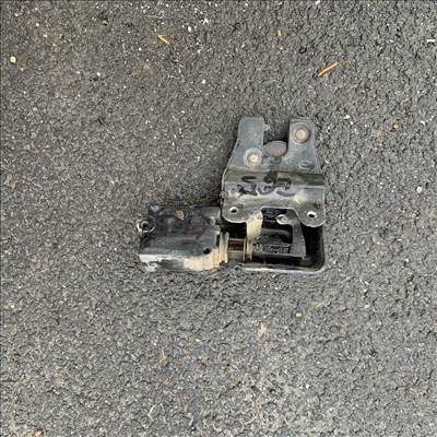 BMW 7-es sorozat E65/E66 csomagtérajtó zár