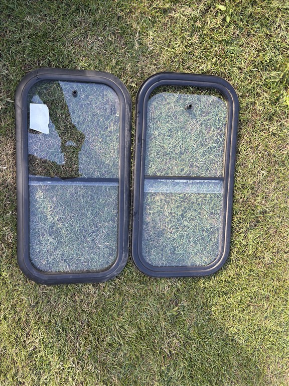 Fiat Ducato III, Citroën Jumper II, Peugeot Boxer II Raktér ablak üveg  2. kép