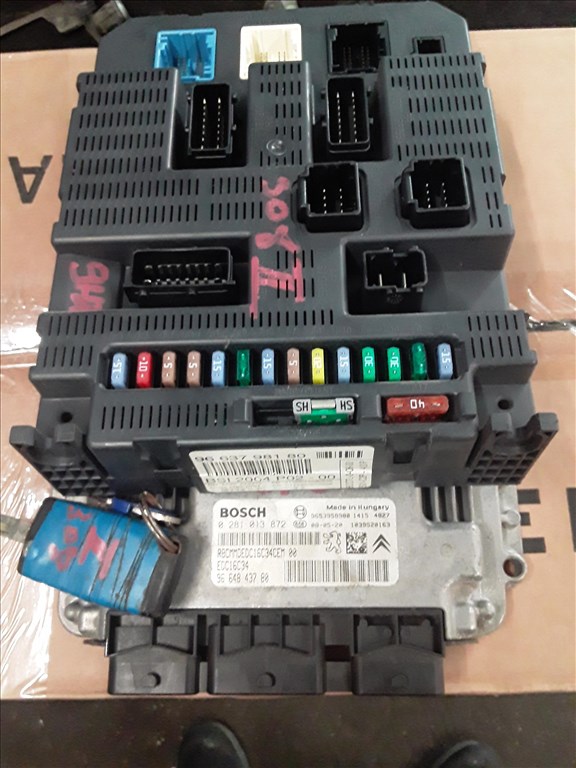 Peugeot 308 ECU BSI Motorvezérlő Szett 1.6 hdi 4. kép