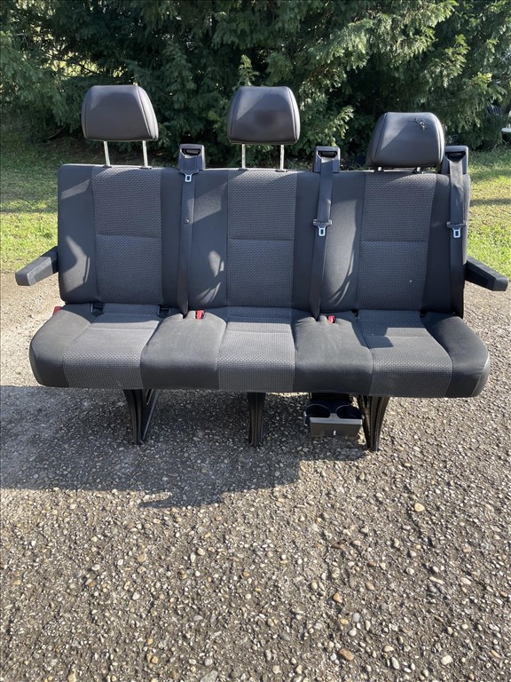 Mercedes Sprinter W906, W907 üléssor  a9068602185 2. kép