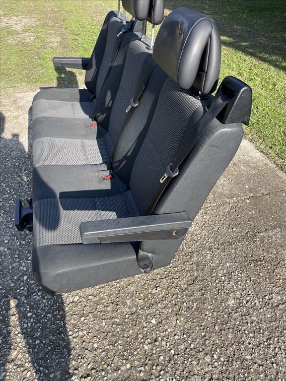 Mercedes Sprinter W906, W907 üléssor  a9068602185 9. kép